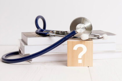 Délai de carence en mutuelle : dans quels cas peut-on en être exempté ?